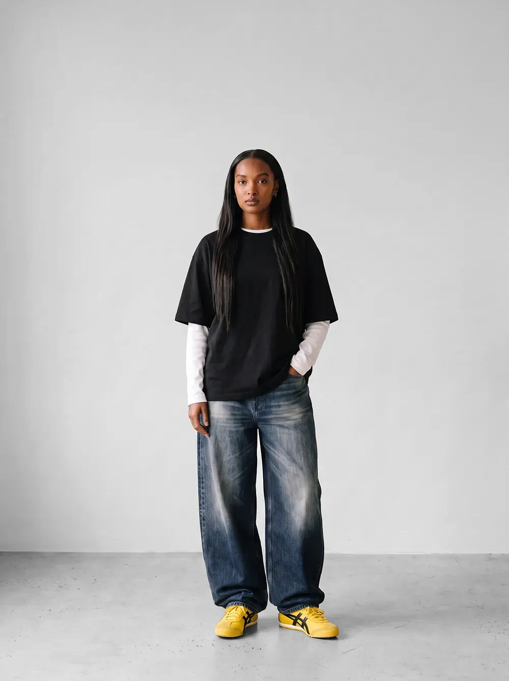 Baggy Jeans Blau – am Modell